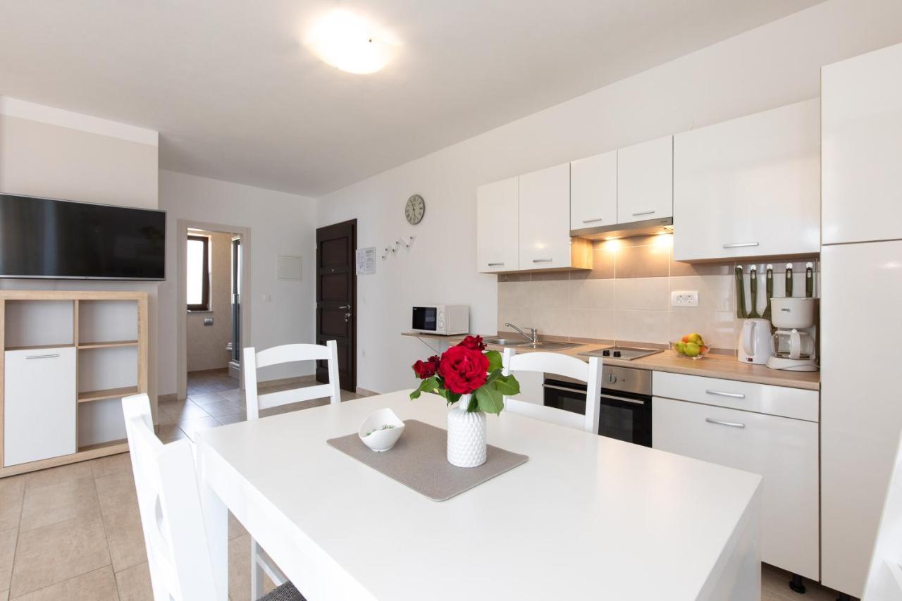 Apartments Otia Seaview 波拉特 外观 照片