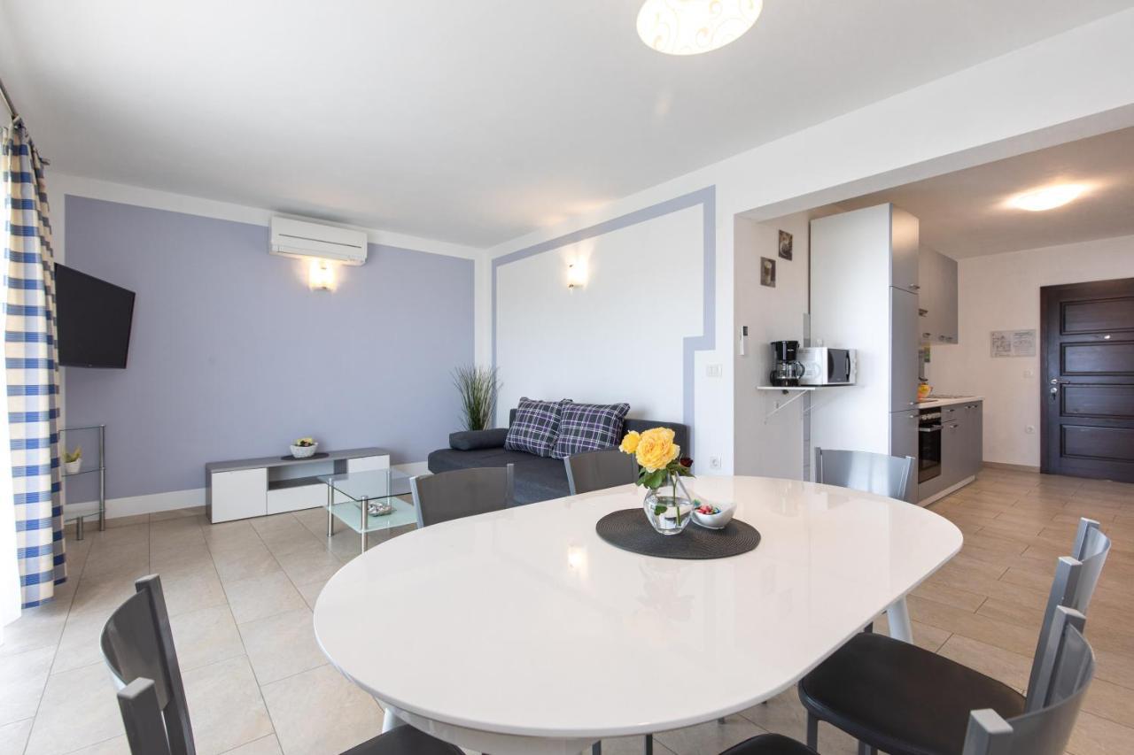 Apartments Otia Seaview 波拉特 外观 照片