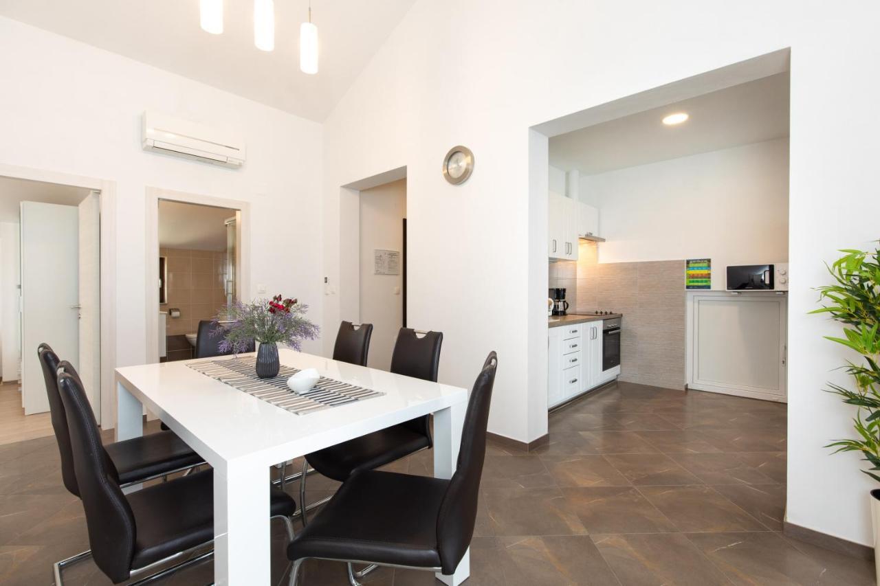 Apartments Otia Seaview 波拉特 外观 照片